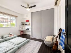 Blk 405 Hong Kah Court (Jurong West), HDB Executive #560829561